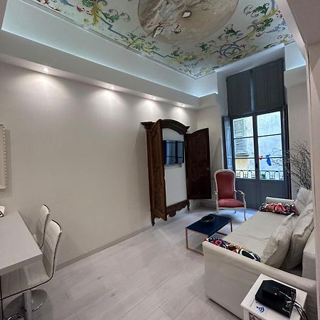 Luxury Apartment In The Heart Of Old Town Nice. 外观 照片